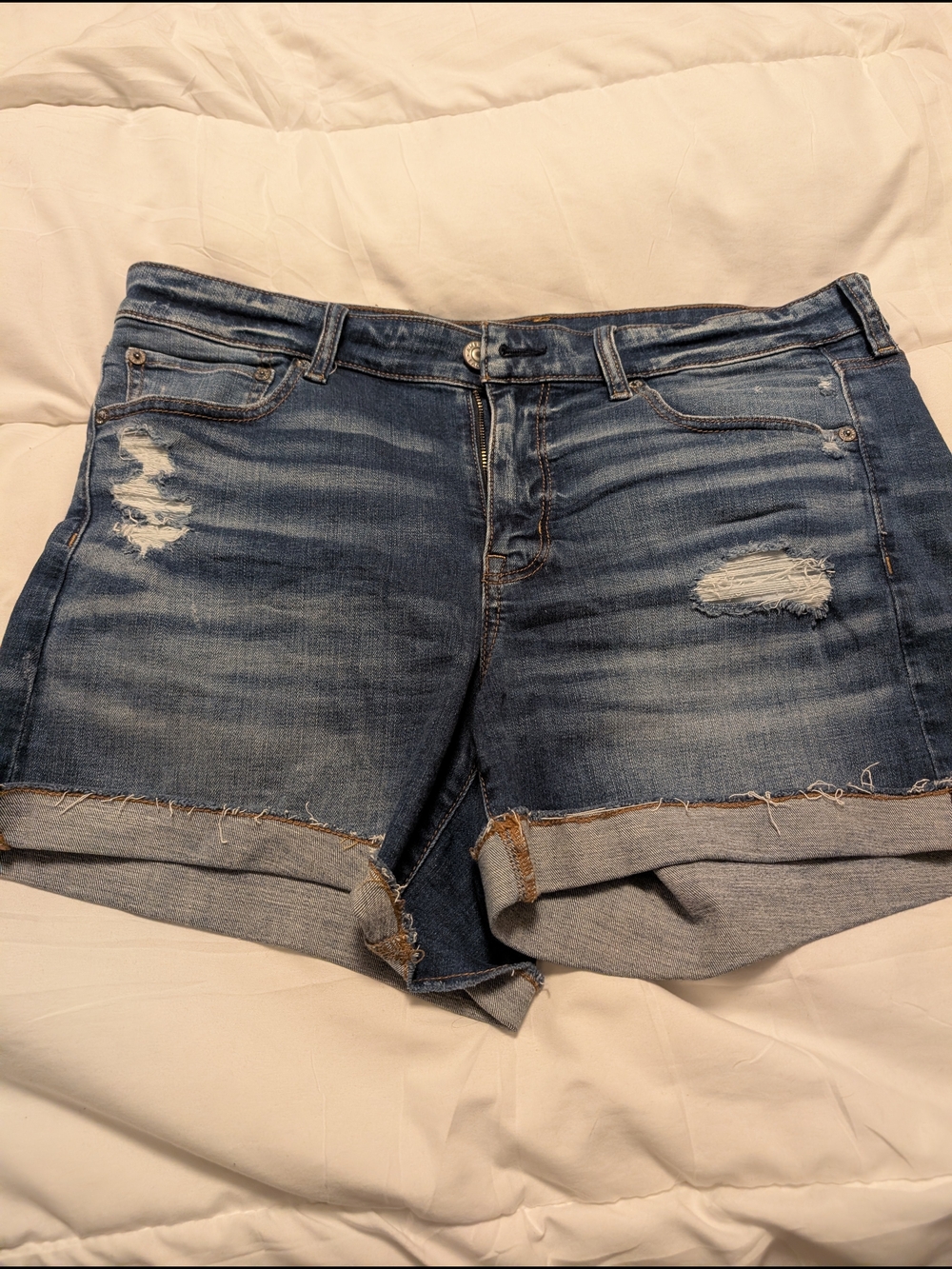 American Eagle Outfitters Distressed Rolled-Hem Denim Shorts - Blue